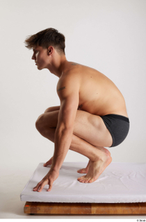 Darren  1 kneeling underwear whole body 0003.jpg